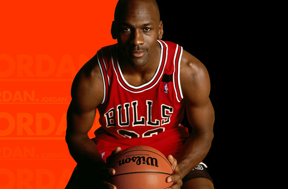 越老越妖就在今天詹姆斯创造了76年纪录超越乔丹和马龙