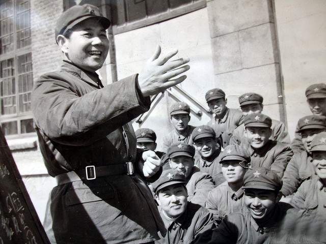 04,董振厚:歌曲《十五的月亮》的原唱者朱崇懋1979年移居美国,但一直