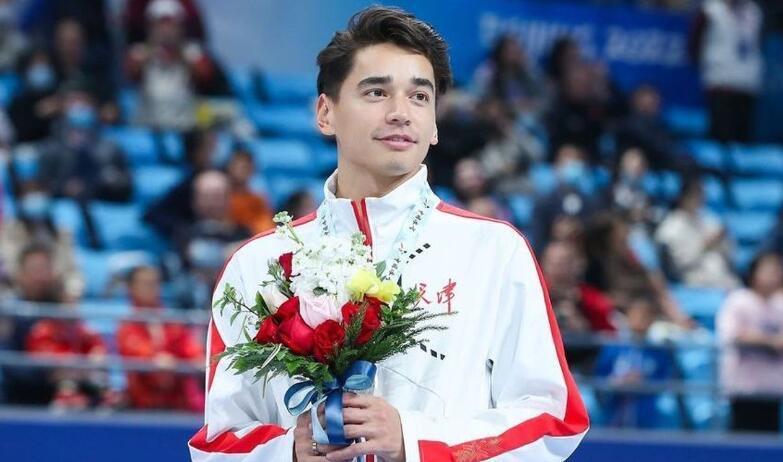 十四冬男500米预赛刘少林抢跑出局有现场观众欢呼其他名角安全过关