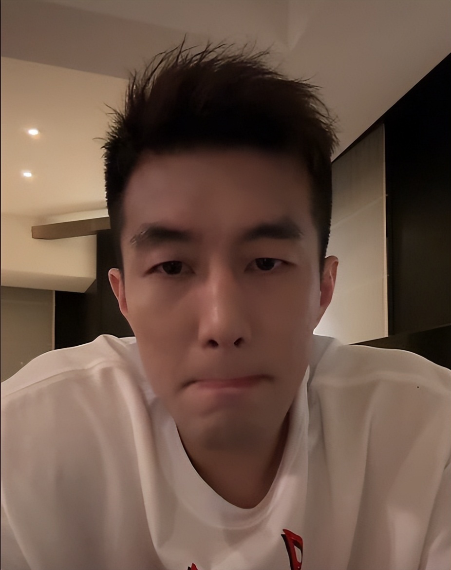 郭艾伦含泪公开被交易后第一反应,类比周琦,人为刀俎我为鱼肉