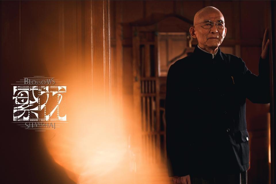 这次90岁高龄出演繁花的游本昌彻底戳穿了内娱的体面