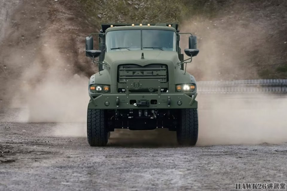 美国陆军通用战术卡车计划 马克防务公司制造7000辆 价值50亿美元