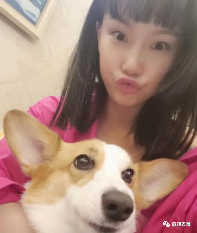 蜡笔小新情侣头像捏脸_捏脸头像两人_花轮高清捏脸头像