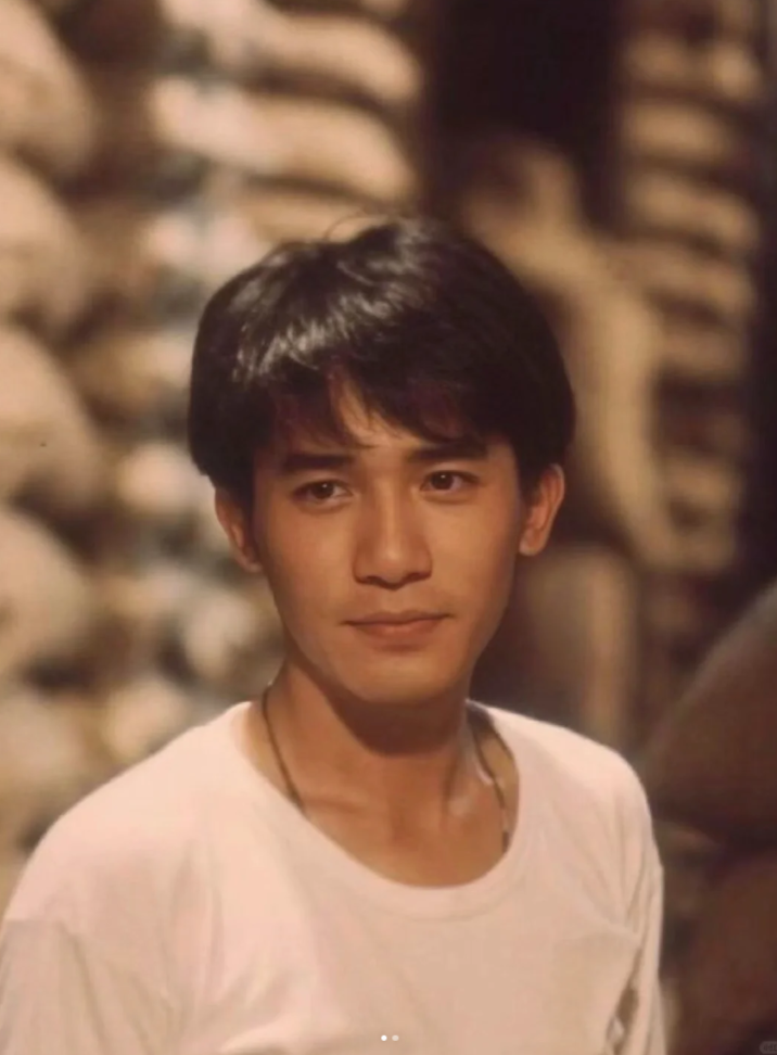 男神秃头大赏:吴彦祖梁朝伟自然松弛,焦恩俊变化大