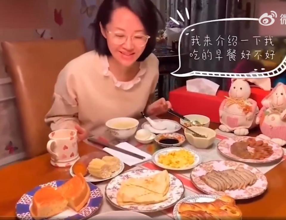 许晴分享满满一桌早餐：“我几乎天天都吃这样的早餐”