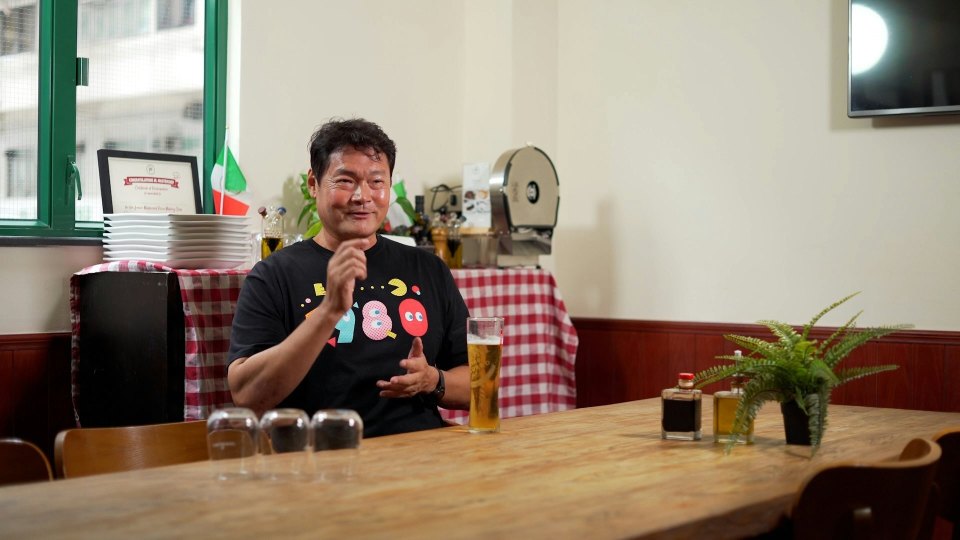 周文健：从澳门赌场回到香港电影圈，难忘与周星驰拍亲密戏_腾讯新闻