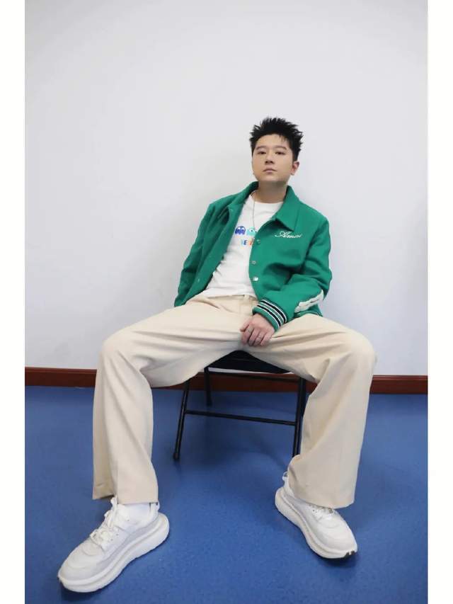 王以太:作品流行化却不失高级感,成都集团潜力十足的rapper