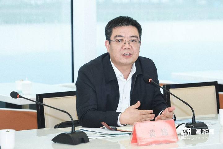 建德市委常委,经开区党工委书记,规划和自然资源局局长黄炜介绍建德