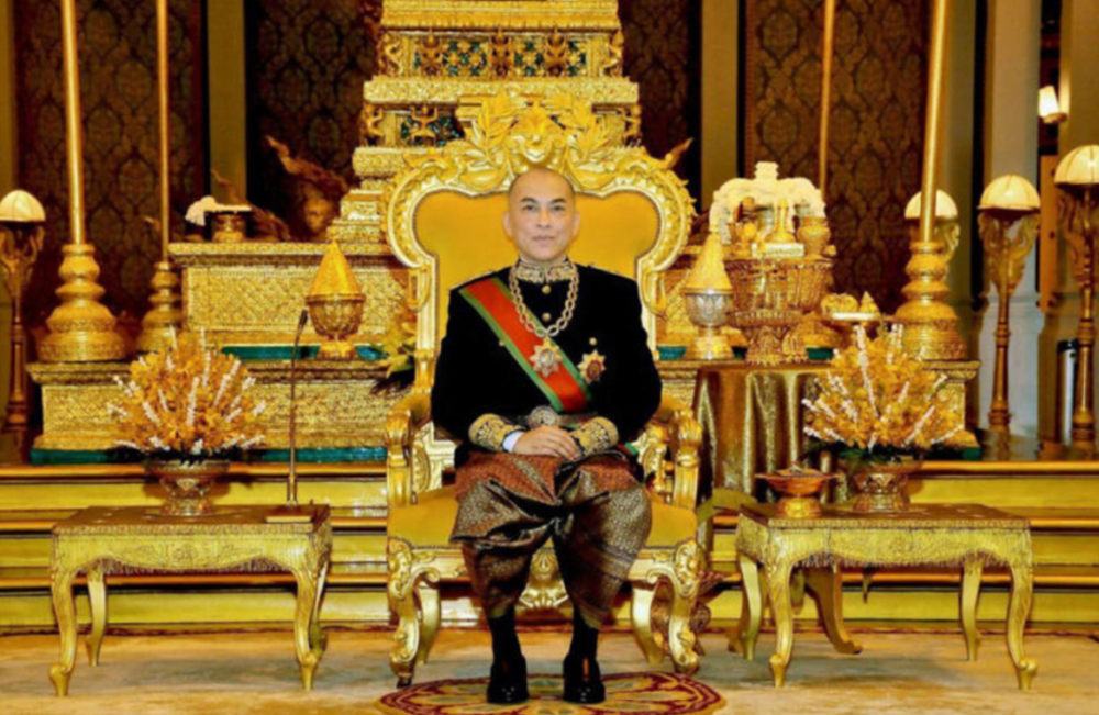 柬埔寨国王颁布皇家法令：任命洪森父子承担重要职责，确保国防和维护王国的领土完整
