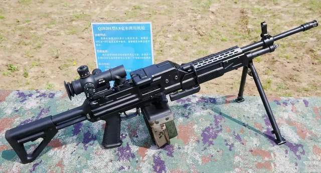 车内可能会搭载1具红箭-12单兵反坦克导弹,口径135毫米,采用了先进的