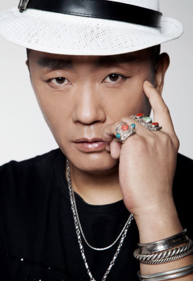 被狂飙剧组删除戏份后,演员含笑本尊未发声,微博内容都是正能量_腾讯