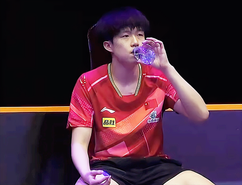 乒乓球星赛落幕王楚钦42胜林诗栋夺2金国乒包揽5项冠军