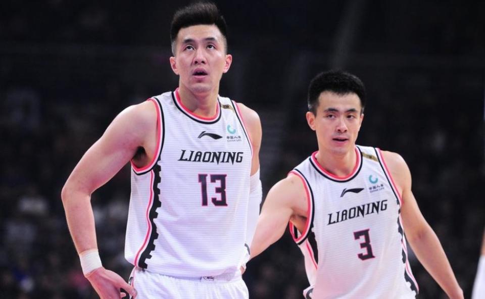 辽篮最新消息!赵继伟发牢骚,郭艾伦能赶上季后赛,或无第三外援