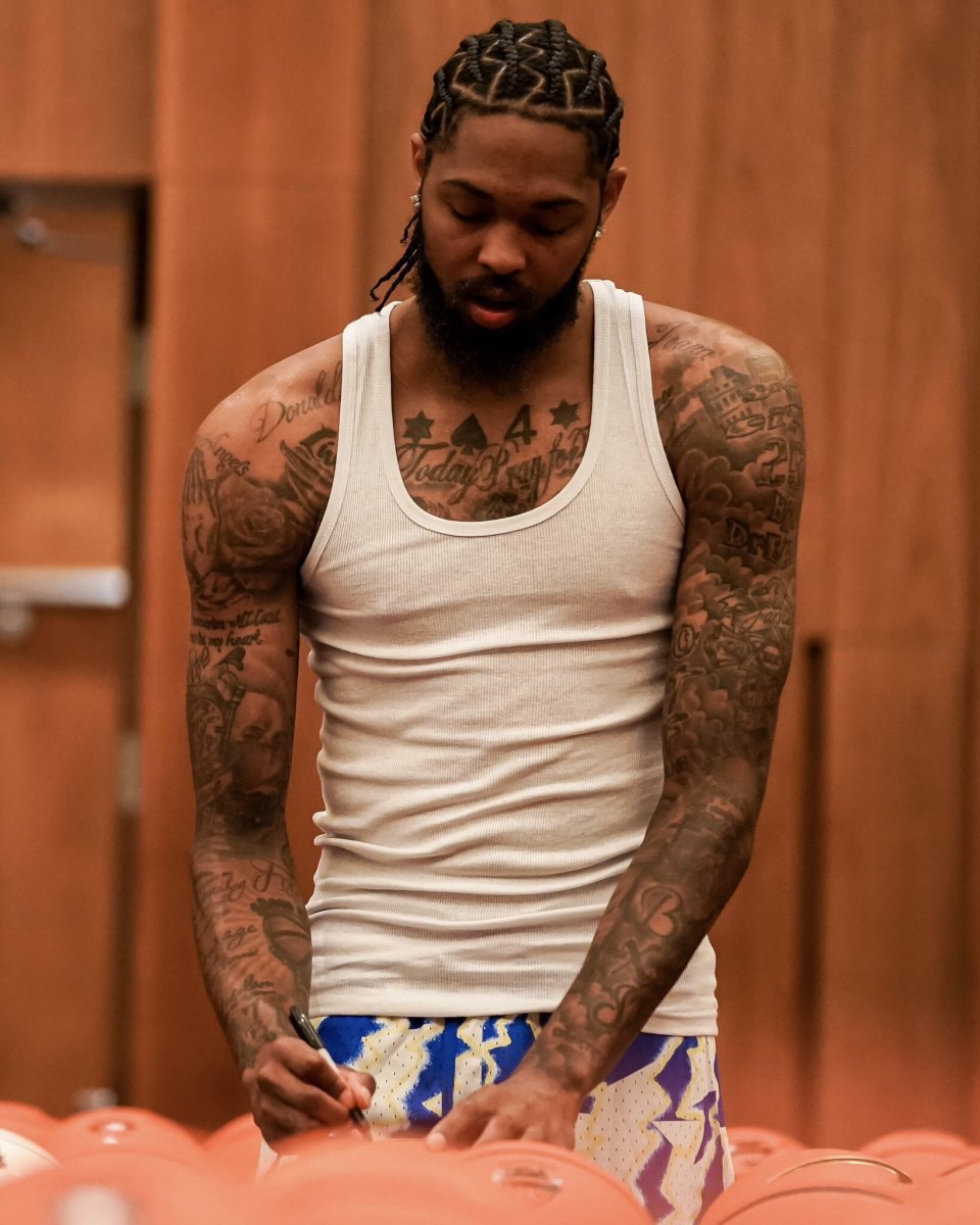 英格拉姆穿上7号球衣:8月8日首战波多黎各-腾讯新闻