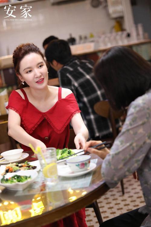 凭《九重紫》再出圈,"耀客老板娘"张萌的逆袭人生