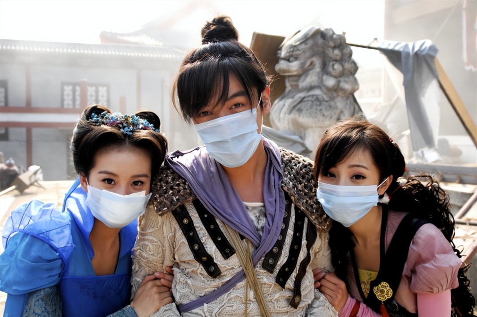 业内看不上,马化腾不提,杨幂无视,古偶做错了什么?_腾讯新闻