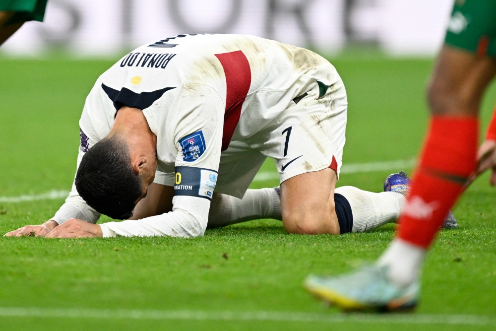 摩洛哥人魔幻之旅未到终点,c罗留下落寞背影!