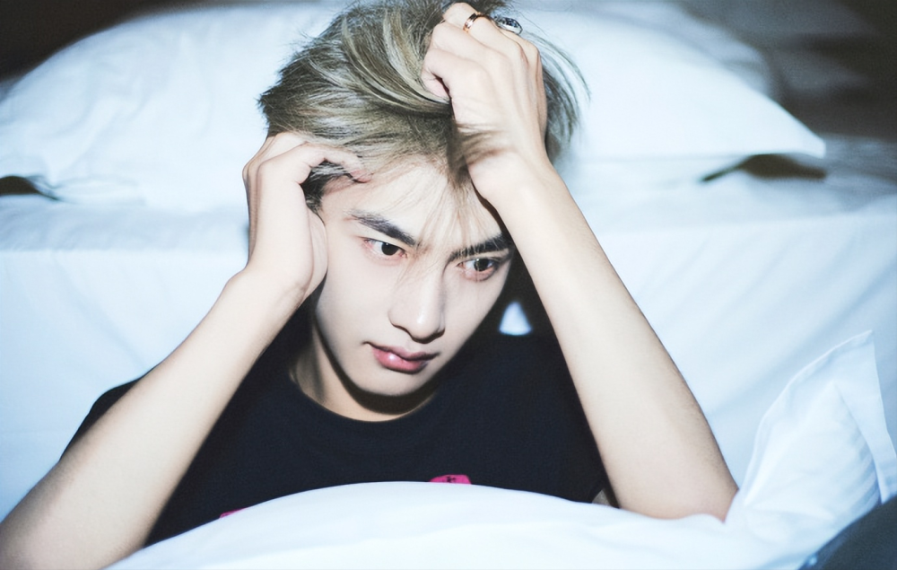 胡文煊否认出轨,报警后又承认与前女友有过孩子