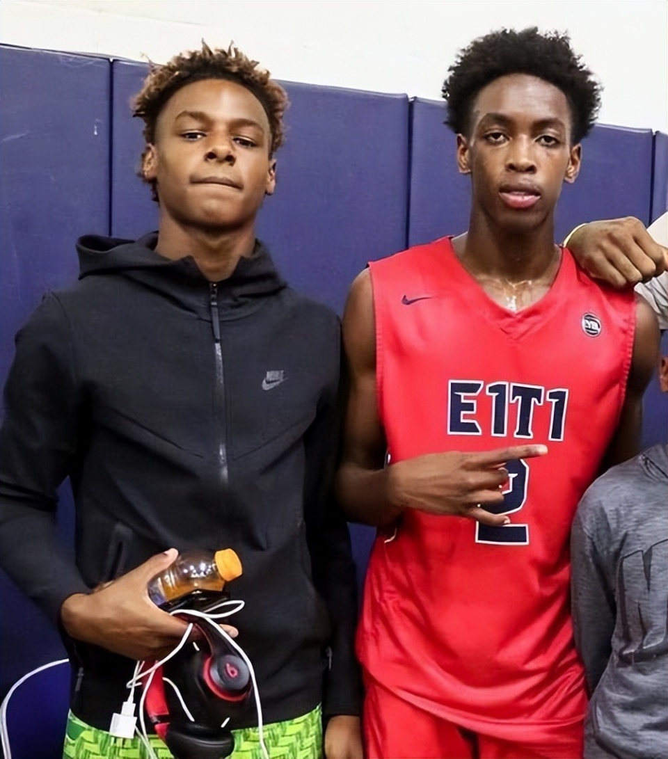 同样是星二代小皮蓬开始与布朗尼拉开差距了