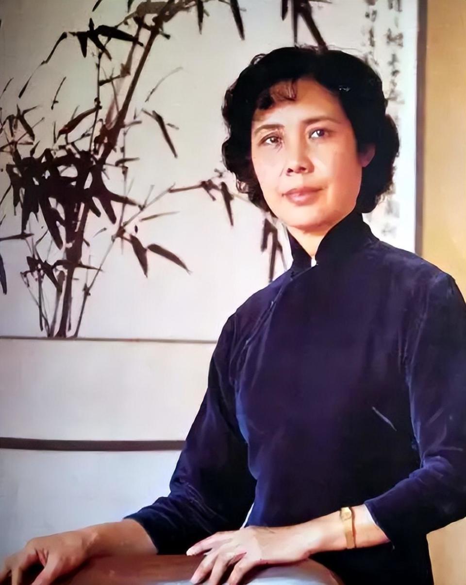 表演艺术家郑振瑶去世,晚年患老年痴呆症移居澳洲,家人不回国办葬礼