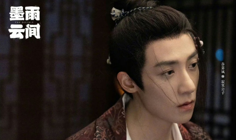 谈起队长谷嘉诚,很多人都不理解,当年与肖战同咖,如今两人已经是差距