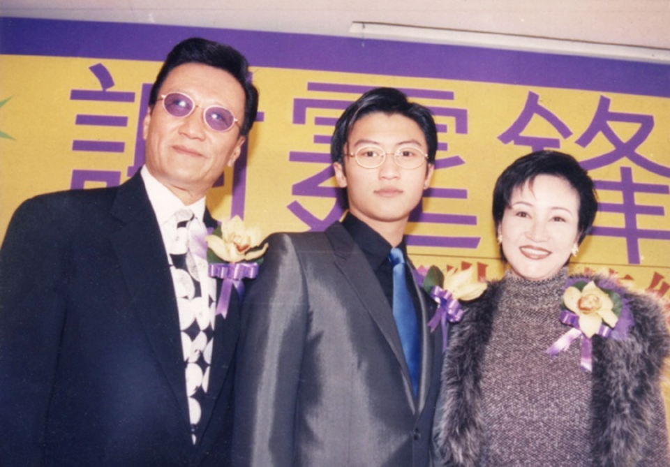 可惜了!张学友和谢霆锋,一起出手了,也救不了香港电影