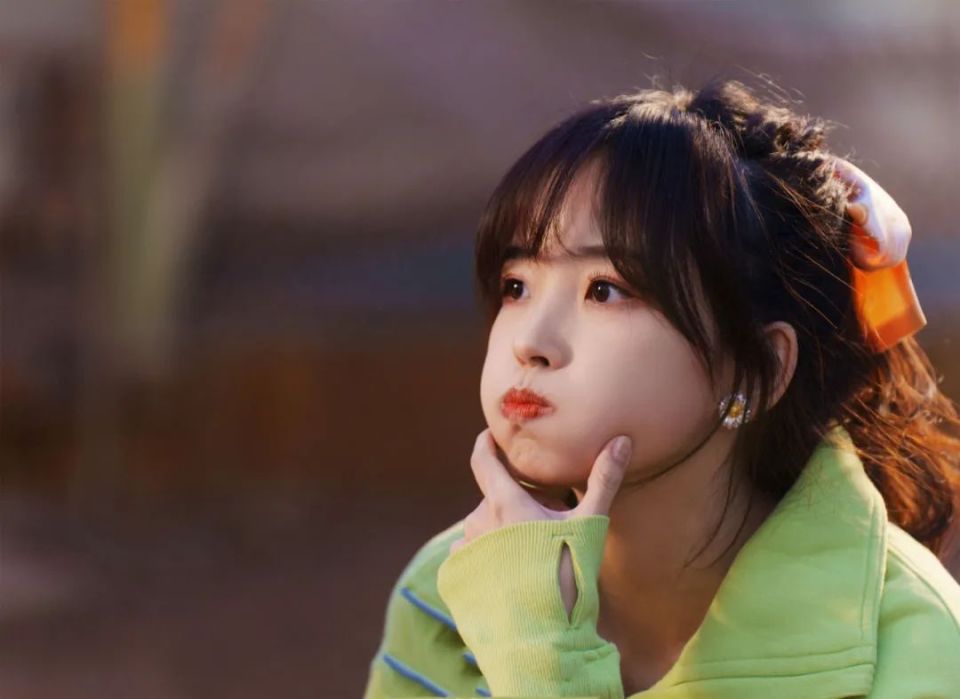 总的来说,王冰冰在这次小品中的意外失误虽然令人意