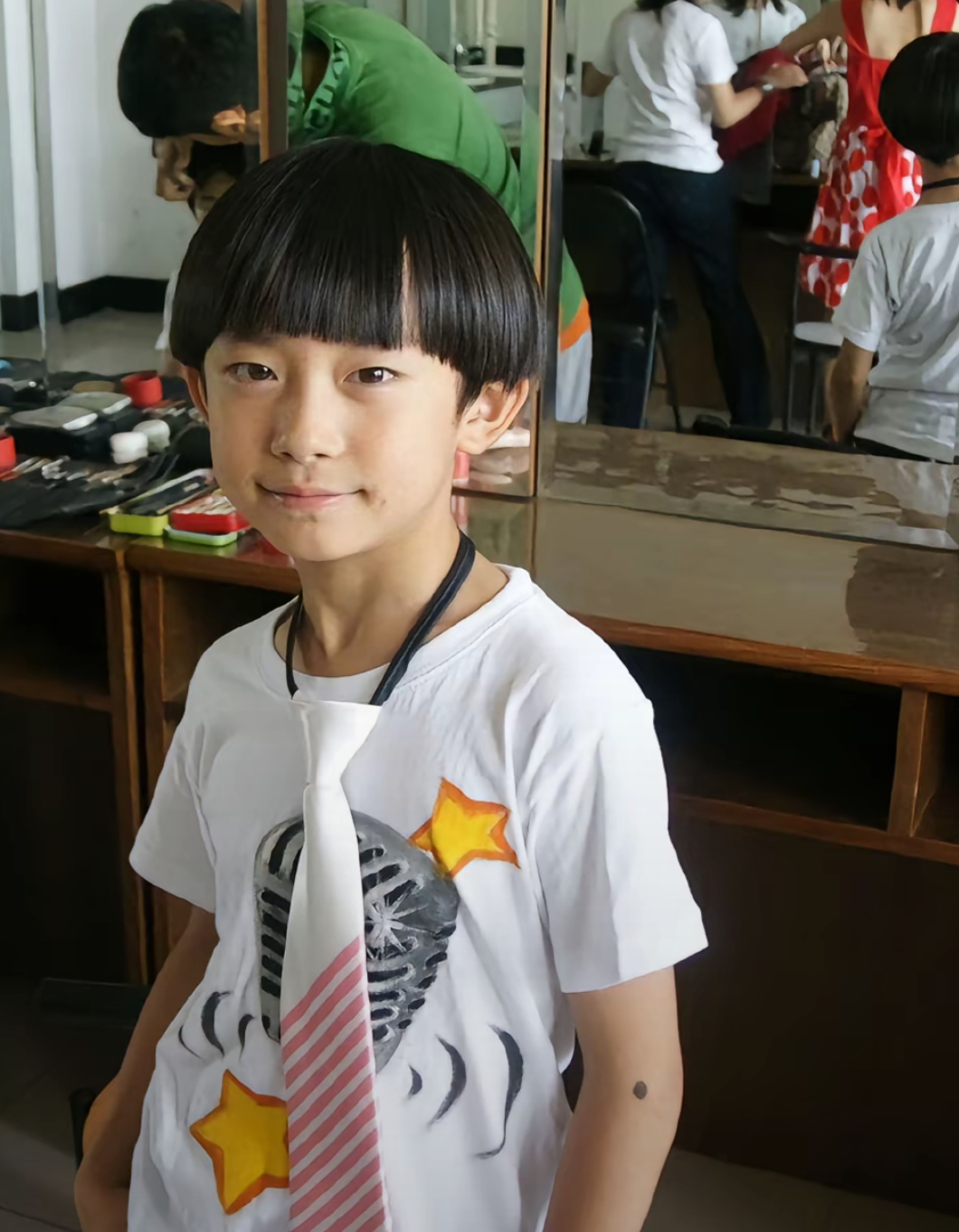 易烊千璽成最年輕金雞影帝，為什麼是他？ - 