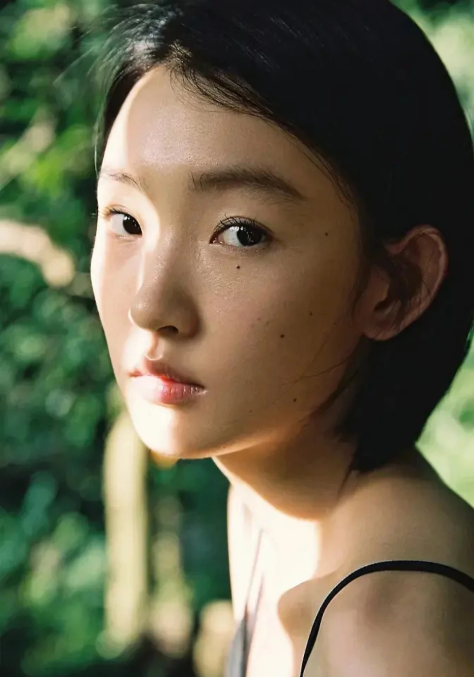 周依然：有望成白百何周冬雨接班人，28岁的她为何演技被嘲还被讽资源咖？_腾讯新闻