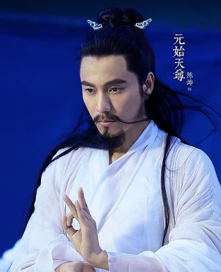 但黄渤和陈坤不一样,以后还得在娱乐圈拼事业,他俩近几年的作品都有些