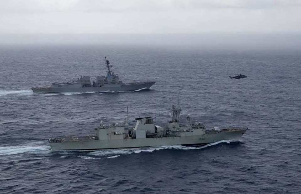 美加穿航台海17小时解放军跟监警戒长达4天战机高速抵近加军舰