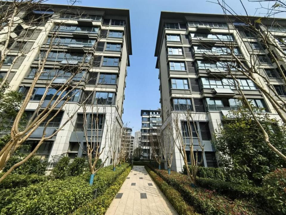 一个以8层洋房为主的低密住宅,实探合肥省府北的琥珀晴川里!_腾讯新闻