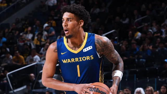 NBA夏联：勇士32分大胜湖人11号秀6中6轰19+5+6卡尔19分