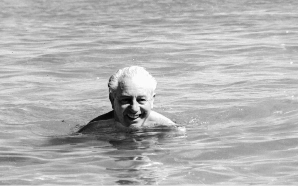 56年前，澳大利亚总理下海游泳，消失得无影无踪五年级英语2023已更新(知乎/网易)五年级英语