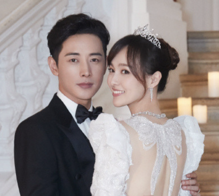 2018年底和罗晋结婚后,唐嫣的工作量就没有以前那么大了.