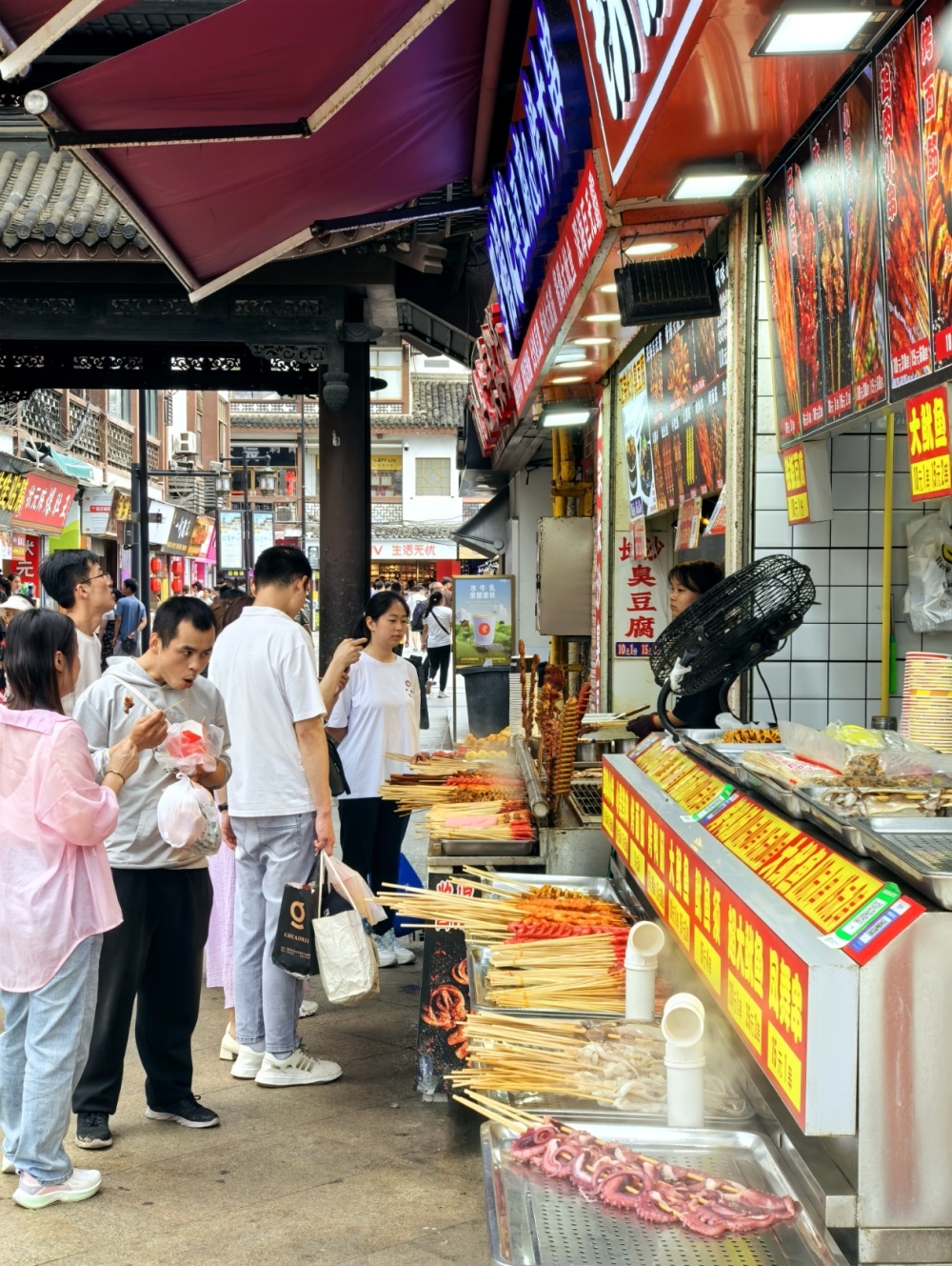 无锡南禅寺美食一条街图片