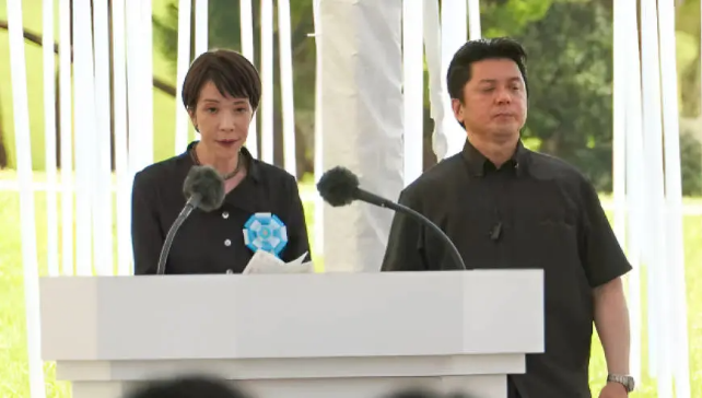 高市早苗到冲绳，反战民众高喊“滚回去”