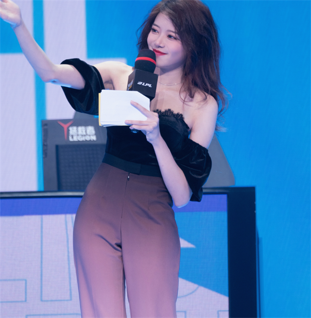 骆歆不参加lpl年会取消主持活动侧面照更像在养胎她急忙澄清