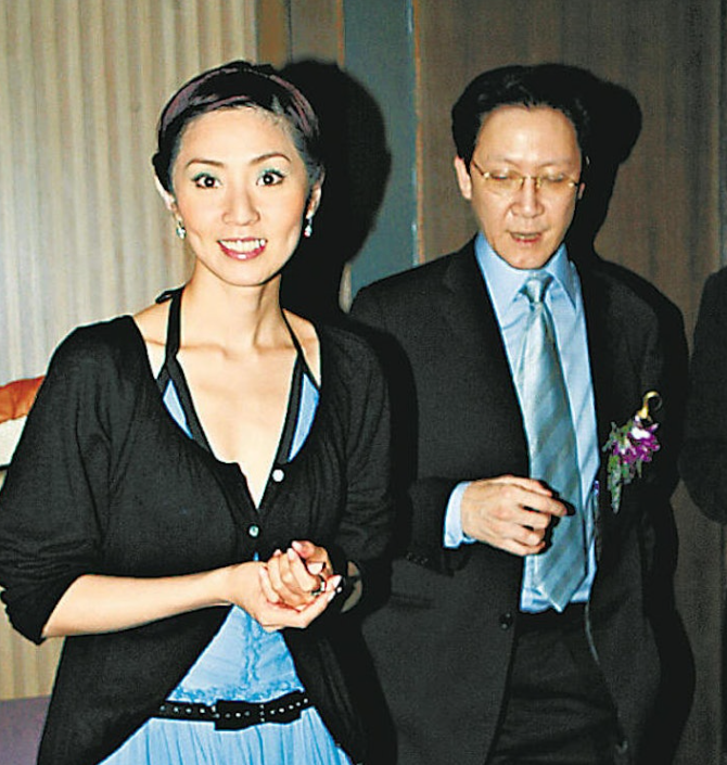 向华胜前女友宣布新恋情小7岁新欢是神秘百亿富豪身份遭质疑