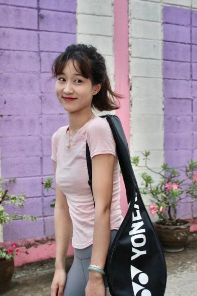 我,00后云南女孩,和同学在公寓里做中餐出售,承包了几栋楼