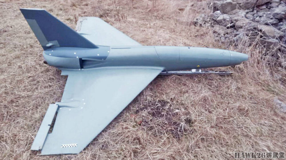 乌克兰自杀式无人机被俄军迫降 由英国靶机改装而来 攻击民用设施