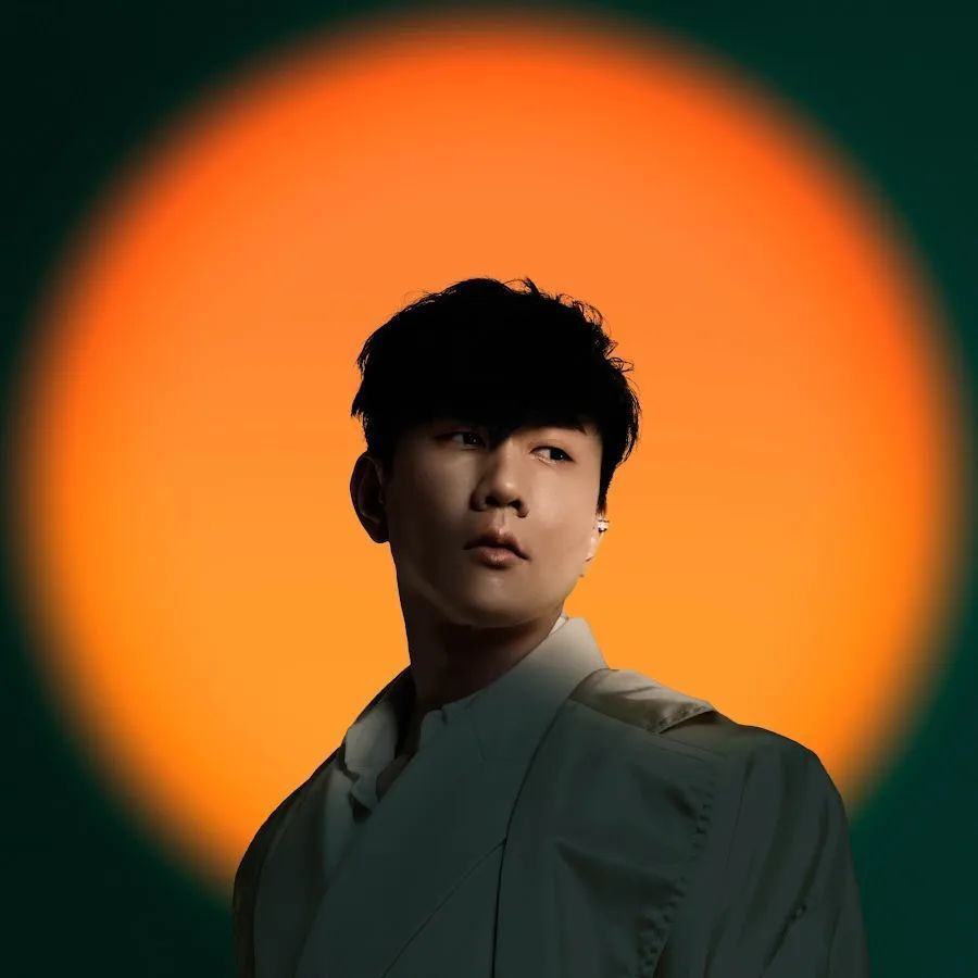 新加坡籍歌手林俊杰自曝:心脏出问题,每天靠药物支撑