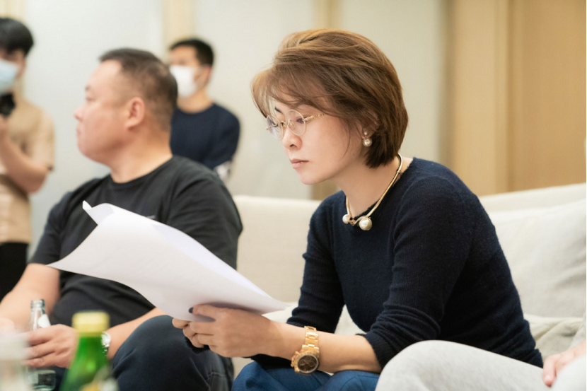 了艺术总监与总制片人双重责任,与总导演滕华涛,导演王为,编剧钱晶晶