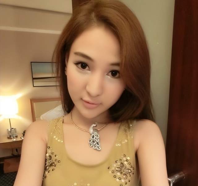 曝郭美美二次出狱社交账号突然更新本尊表示现阶段主要是休息