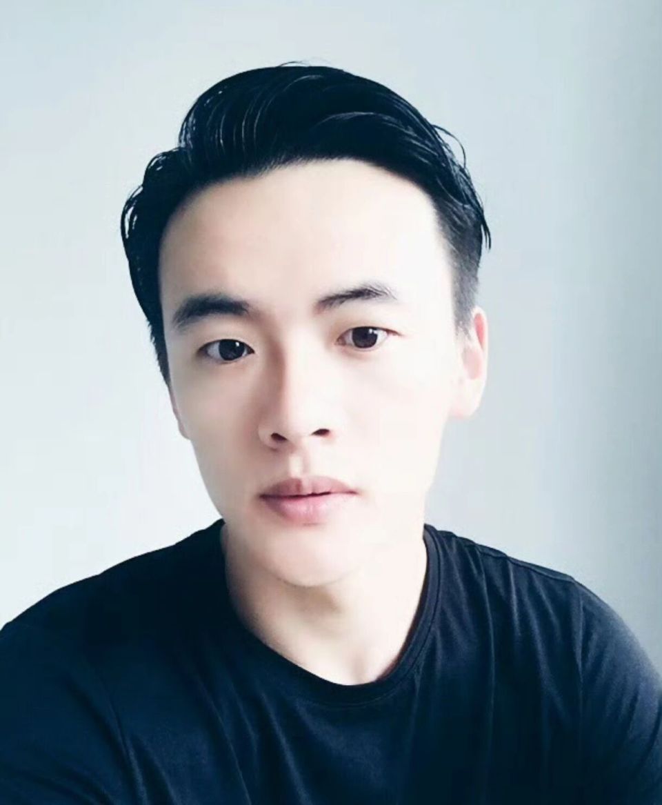 《老舅》尹智玄:演张秘书被骂,曾凭田润生出圈,戏外原来是帅小伙