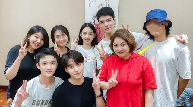 山河令制片人马韬去世生前因肝癌瘦了不少周也龚俊目前没回应