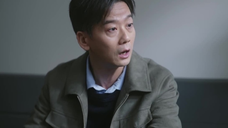 无所畏惧2》看到赵伟跪地求饶，才知陈硕为何被算计入狱-腾讯新闻