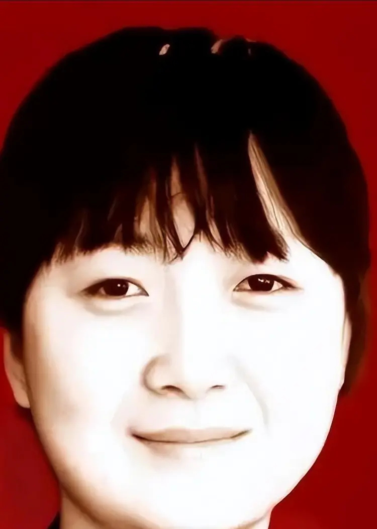 北大才女梁欢：非做小三也要嫁给英达26年后她比宋丹丹还要不幸_腾讯新闻