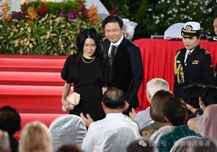 新加坡总理夫人惊艳亮相:美丽动人,知性优雅!简直杀疯了