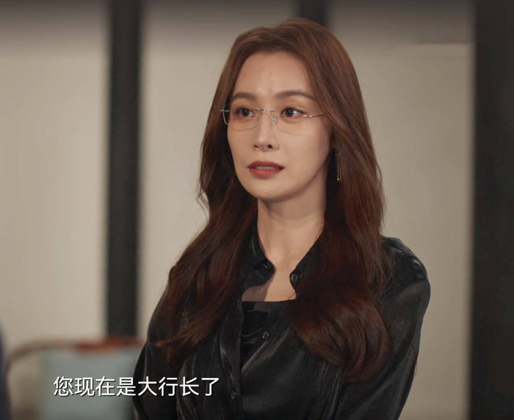 《城中之城》剧版周琳洗白?却更加不讨喜,原因很一致,太白莲花